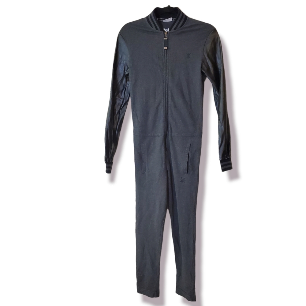 OnePiece Grey and Black